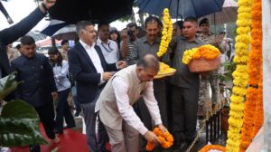 हिमाचल ने किया किया निर्माता को याद, मुख्यमंत्री ने हिमाचल निर्माता डॉ, यशवंत सिंह परमार को उनकी जयंती पर दी भावभीनी श्रद्धांजलि।